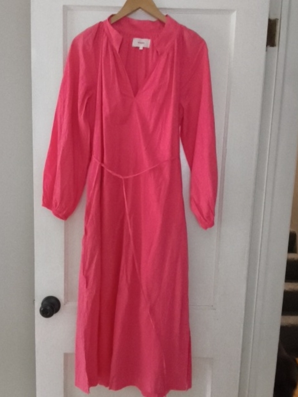 XiRENA Coral-Pink V-Neck Long Sleeve Maxi Dress Size S